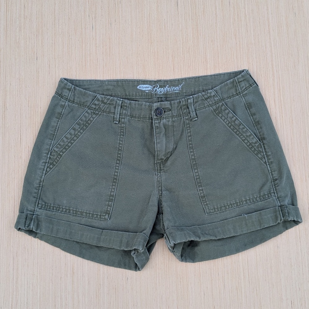 Old‎ Navy Green Cuffed Boyfriend Shorts Women's 2